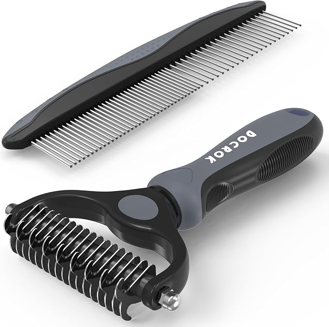 Blue Deshedding Brush with Metal Comb